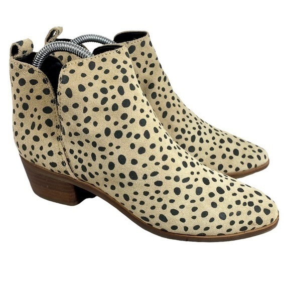 Dolce Vita Kaidie Cream Suede with Black Spots Animal Print Ankle Boots 8 - Picture 1 of 13